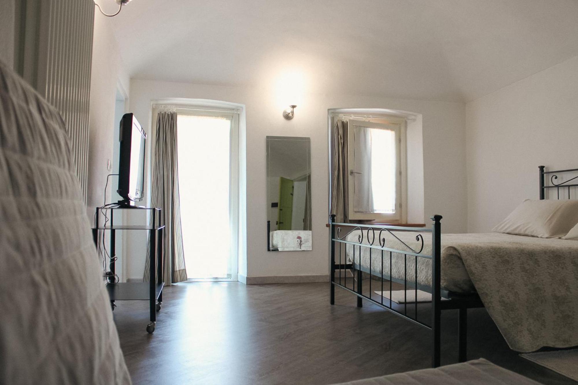 Bed&Braja Hotel Vische Kültér fotó